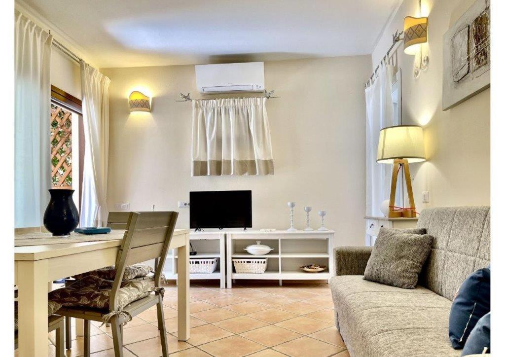 ポルト・オッティオルLe Residenze Sul Mare B6アパートメント エクステリア 写真
